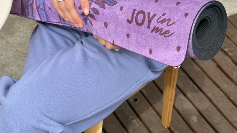 Jaka mata do pilatesu? Wybierz tę, przy której poczujesz JOYINME!