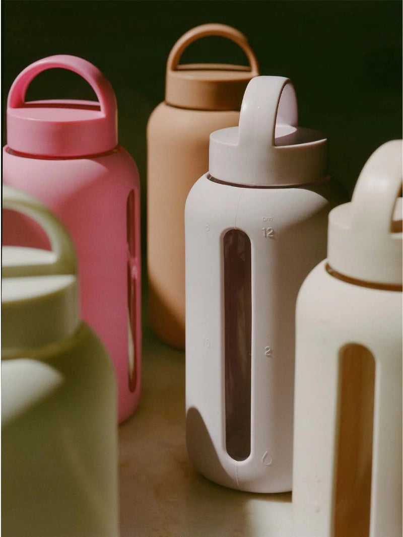 Szklana butelka Bink Day 600 ml, Bubble Gum