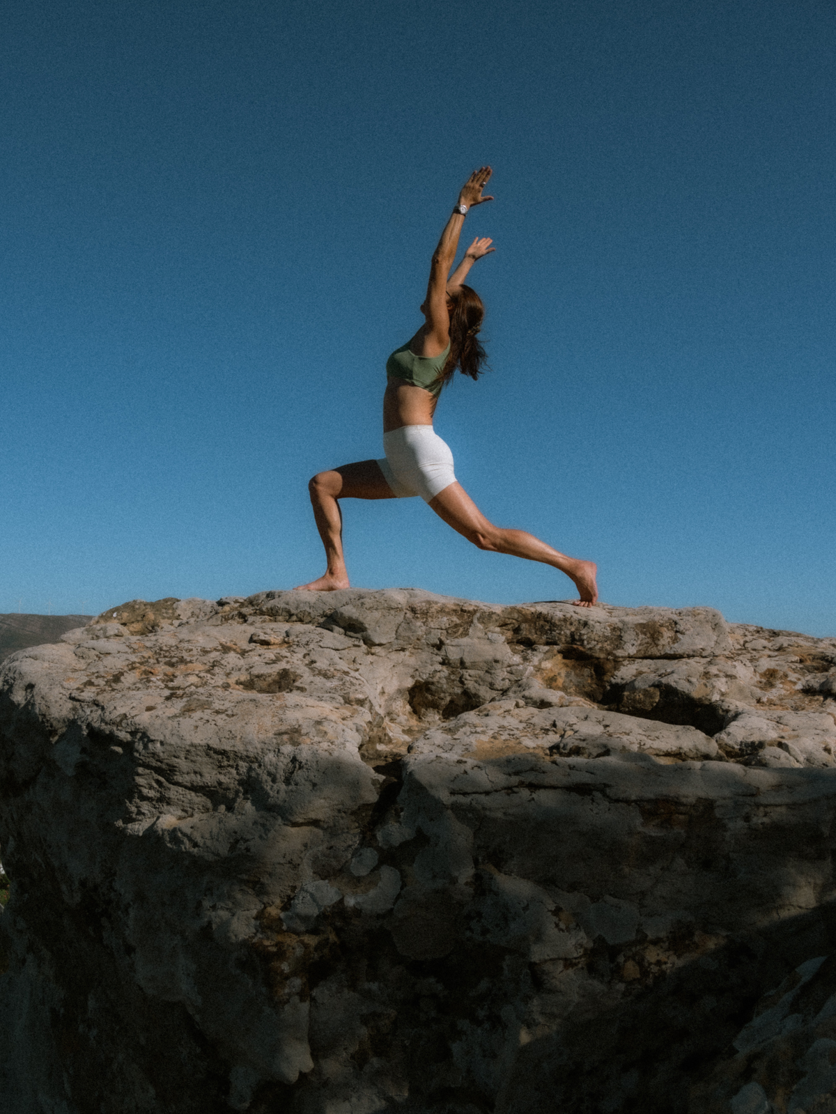 Stanik sportowy Embody Wild Sage do jogi – JOYINME