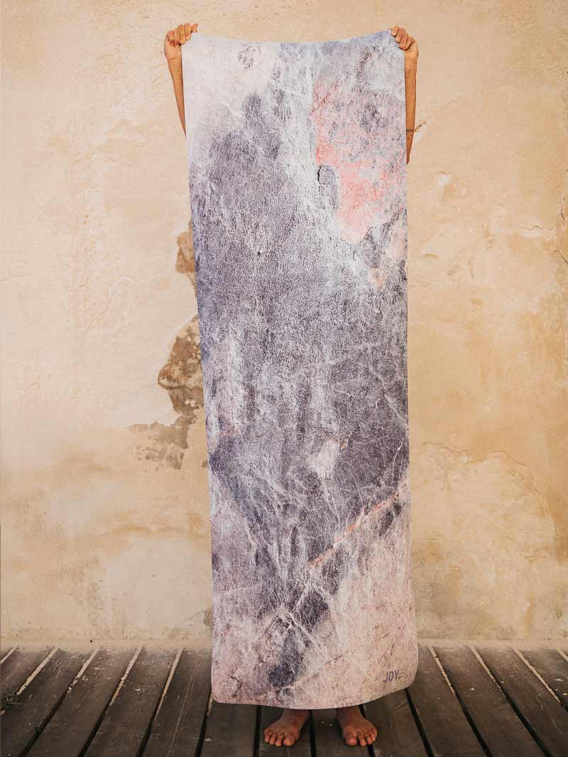 Antypoślizgowa mata do jogi kauczukowa Summer Cliff 3mm - długość po rozłożeniu