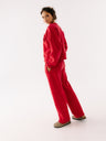 Szeroka bluza oversize w czerwonym odcieniu z serii Classic z haftem 
Affirmation z wysokiej jakości bawełny ze spodniami o kroju regular