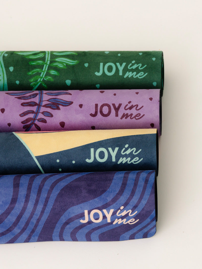 Fioletowa, składana mata do ćwiczeń jogi z kauczuku 1 mm z tropikalnym wzorem - set kolorowych mat do jogi JOYINME