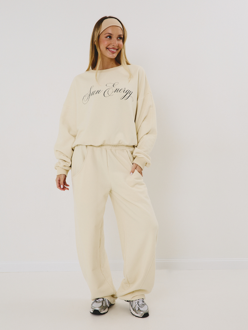 Masełkowa bluza oversize z napisem JOYINME