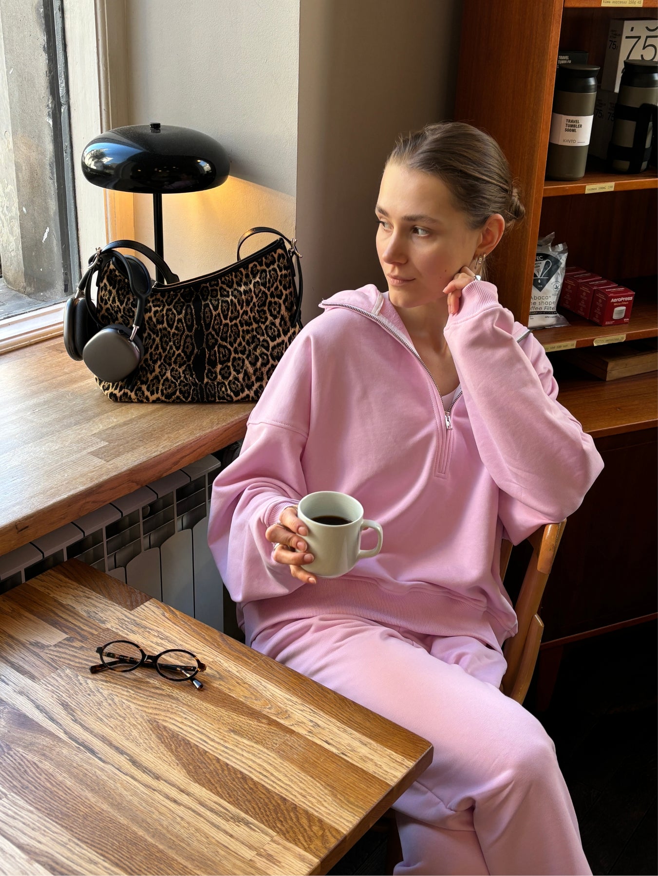 Różowa bawełniana bluza na zamek z kapturem Evolve