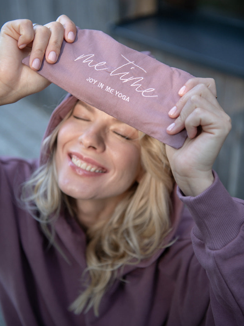 różowa poduszka relaksacyjna na oczy Me Time