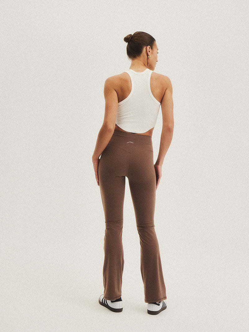 Loose, elastic brown Flare sports pants – JOYINME