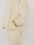 Masełkowa luźna bluza oversize