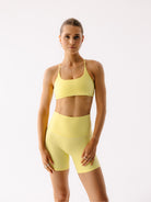 Żółty damski stanik sportowy Breeze